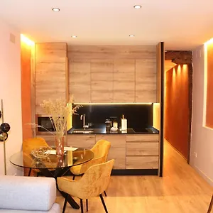 https://apartamento-boutique-casco-viejo.sansebastianhotels.net